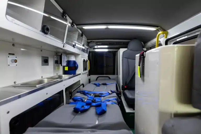 new-rental landcruiser-ambulance 30
