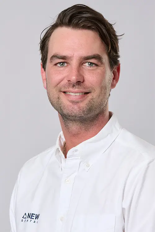 New Rental - Tom Rowsthorn