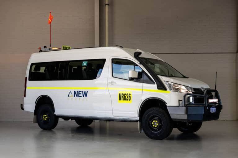 Hiace 4x4 12 Seater Minespec Bus