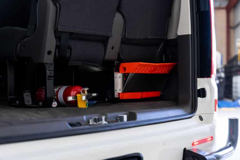 Hiace 4x4 12 Seater Minespec Bus
