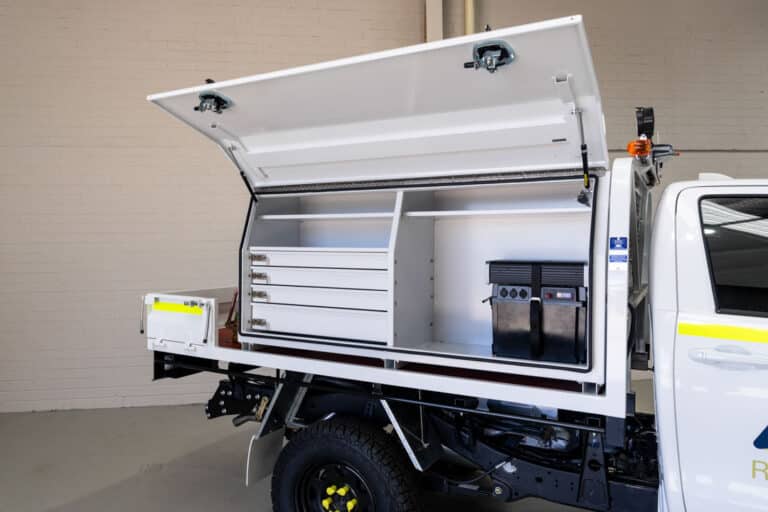 Hilux Single Cab Minespec Fitter Ute