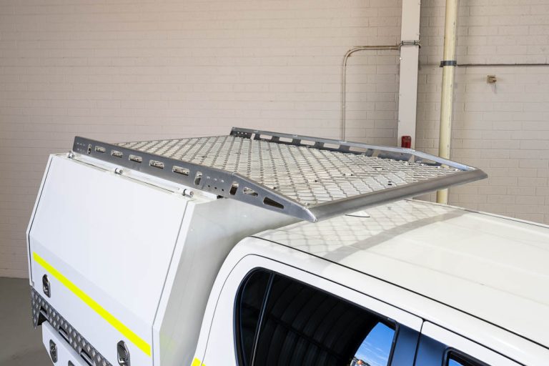 New Rental_Dual Cab Norweld Hilux 10