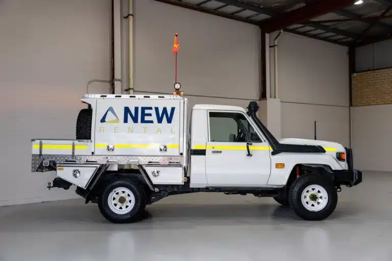 LandCruiser Single Cab Norweld Half Canopy